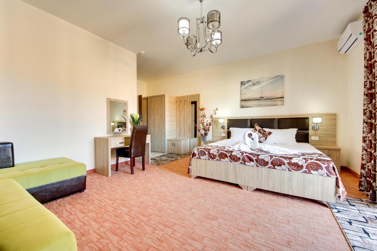 Montefila 4*
